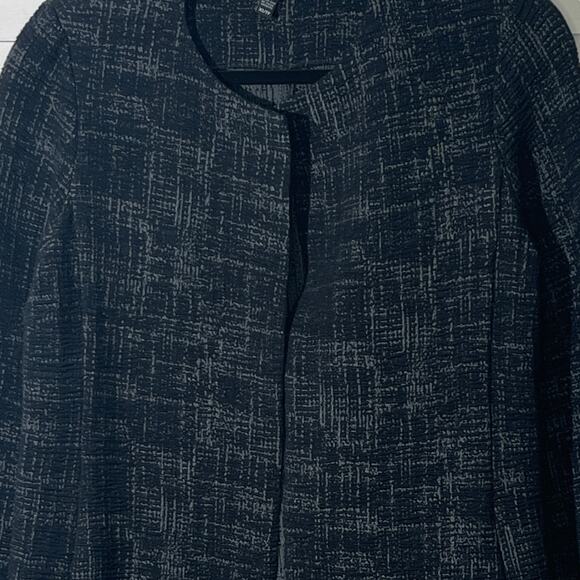 Eileen Fisher Round Neck Jacket in Gray Crosshatch Textured Cardigan XS - Picture 3 of 8